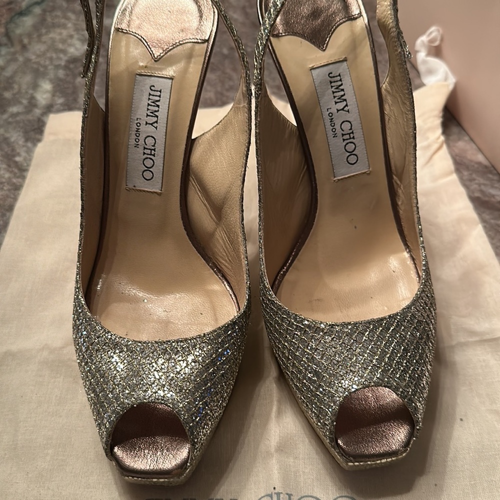 Heels - Picture 3 of 6